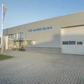 Van Eek Auto's