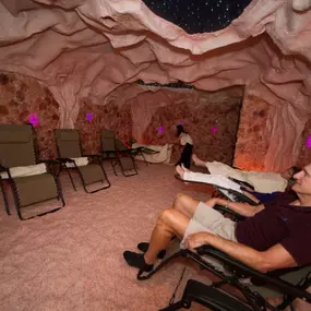 Bild von 5 Star Salt Caves Wellness Center