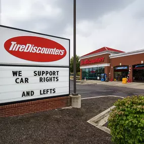 Tire Discounters on 3701 S Hamilton Rd in Groveport