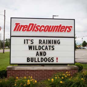 Tire Discounters on 1041 Hebron Rd in Heath