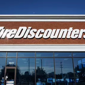 Tire Discounters on 1041 Hebron Rd in Heath