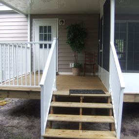 New Deck with Aluminum Railings