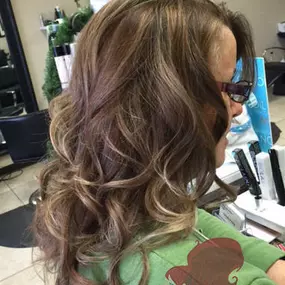 balayage  + ombre = sombre hair color, haircut beautiful curls