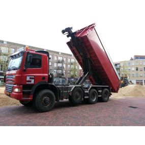 Sierink & Zn Transportbedrijf Container Vervoer Zandhandel