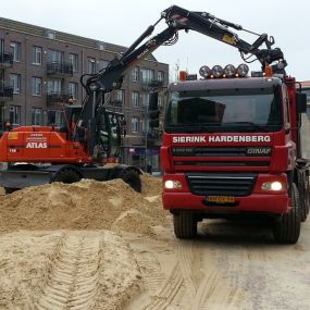 Sierink & Zn Transportbedrijf Container Vervoer Zandhandel