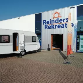 Entree winkel en caravans