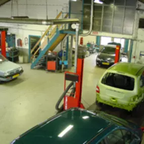 Autobedrijf J Bouthoorn