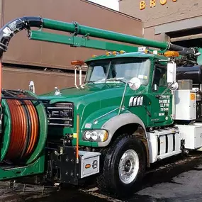 Our JetVactor Truck service uses high-pressure water and powerful vacuum technology to clear blockages and clean sewer lines quickly. Whether it’s grease, debris, or sediment, we ensure your pipes stay clear and your system runs smoothly.