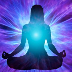 Aura Cleansing by Psychic Ames involves the observation and interpretation of one’s aura.  The aura is a field of subtle, luminous radiation which surrounds a person’s body.