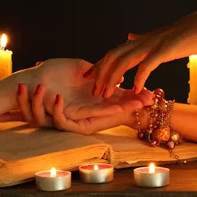 Bild von Psychic Readings by Mrs. Ames