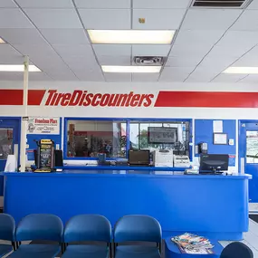 Tire Discounters on 1411 Leesburg Ave in Washington Court House