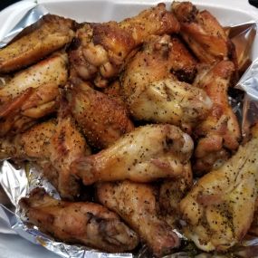 Classic oven-baked garlic pepper wings. Served with sides of ranch or bleu cheese!