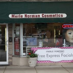 Merle Norman Cosmetics, Antioch IL