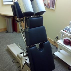 Chiropractic table