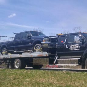 Bild von Taylor Truck & Auto Repair & Towing