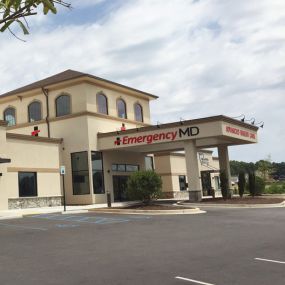 The exterior of our advanced urgent care facility.