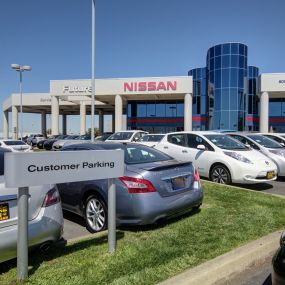 Nissan Customer Parking