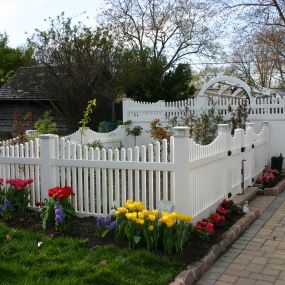 Phoenix Manufacturing PVC Vinyl Fencing