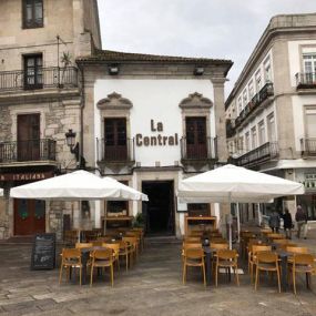 la-central-gastro-fachada-01.jpg