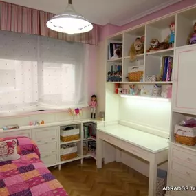 EBANISTERIA_ADRADOS_MUEBLE_DORMITORIO_INFANTIL.JPG