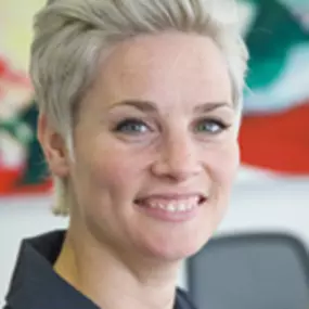 Sijtje Terpstra, verzekerings- en inkomensadviseur