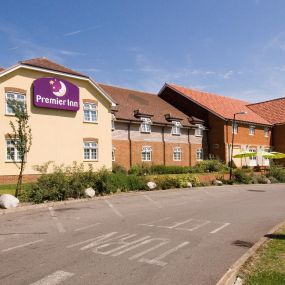 Premier Inn Petersfield hotel