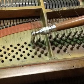 Bild von Mihopulos Piano Tuning