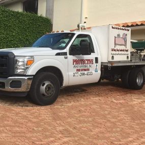 Protective Pest Control provides expert extermination of bugs, insects, roaches, and termites in West Palm Beach, Florida.