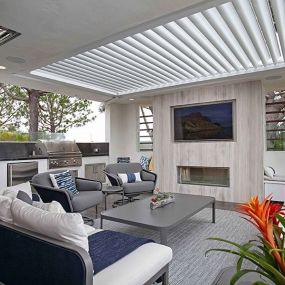 Residential Motorized Pergola in Fort Lauderdale, FL