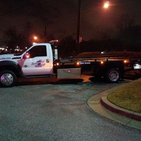 Call now for a towing service you can count on!