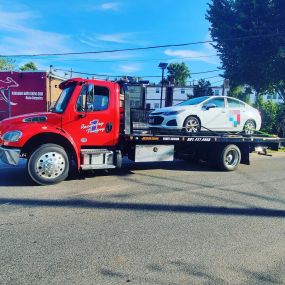 Call now for a towing service you can count on!