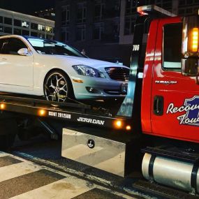 Call now for a towing service you can count on!