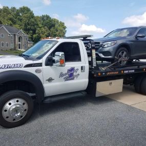 Call now for a towing service you can count on!