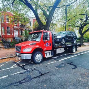 Call now for a towing service you can count on!