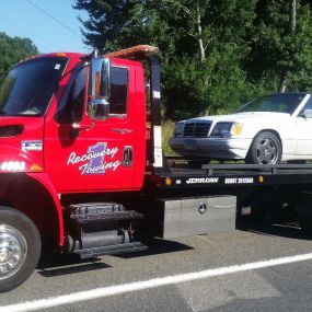 Call now for a towing service you can count on!