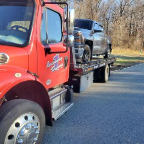 Call now for a towing service you can count on!