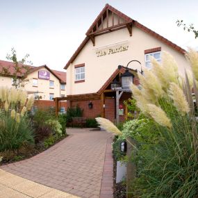 Premier Inn Grantham hotel exterior