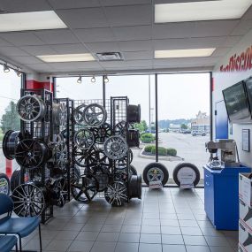 Tire Discounters on 4465 Feedwire Rd in Dayton