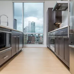 Encore Apartments Kitchen