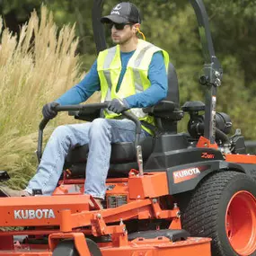 kubota zero turn lawn mower dealership in Angleton, TX