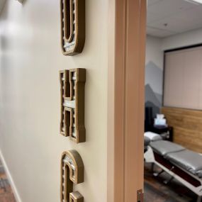 OHC  (Optimal Health Chiropractic) and a peek inside the adjusting room.