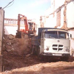 excavaciones-v-marquez-transporte-escombros-02.jpg