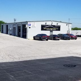 Bild von Auto-Republic Collision Repair Center