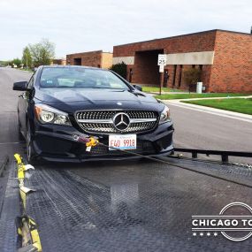 Luxury Towing Company Chicago http://chicagotowing.com/