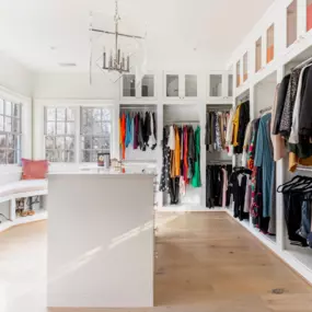 Custom Walk-in Closet