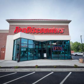 Tire Discounters on 7525 Wooster Pike in Cincinnati