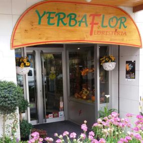 yerbaflor-fachada-01.jpg