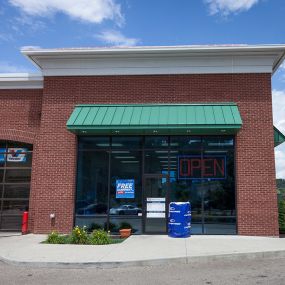 Tire Discounters on 115 Pavilion Pkwy in Newport