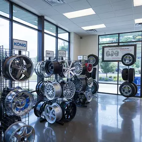 Tire Discounters on 115 Pavilion Pkwy in Newport