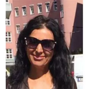 Mrs. Lisa Vulai - Dolmetscher Albanisch Deutsch